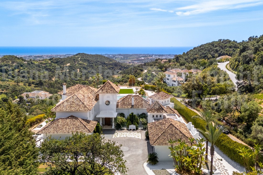 Villa in La Zagaleta, Benahavis, Andalusia 1 - 16657929