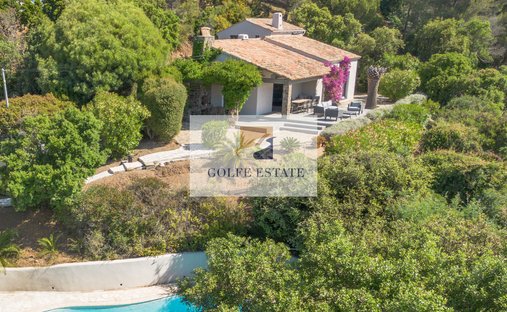 Villa in La Croix-Valmer, Provence-Alpes-Côte d'Azur, France 1