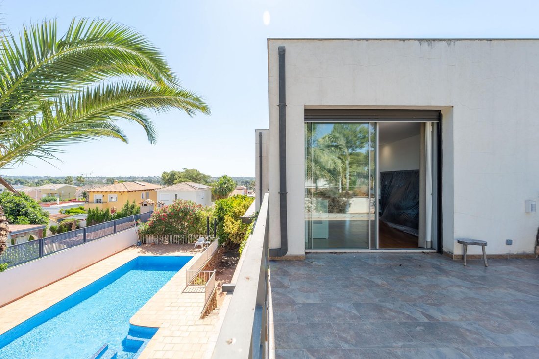 Villa in l'Eliana, Valencian Community, Spain 2 - 18016608
