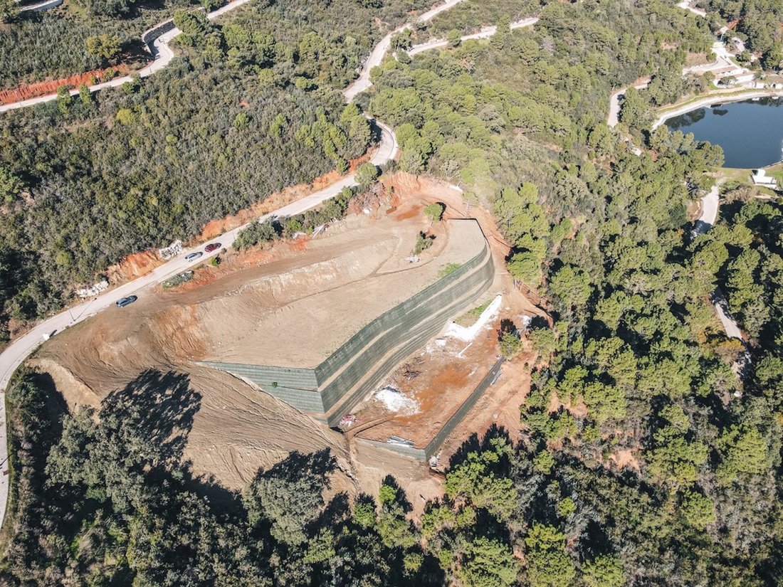 Land in Benahavis, Andalusia, Spain 4 - 12114806