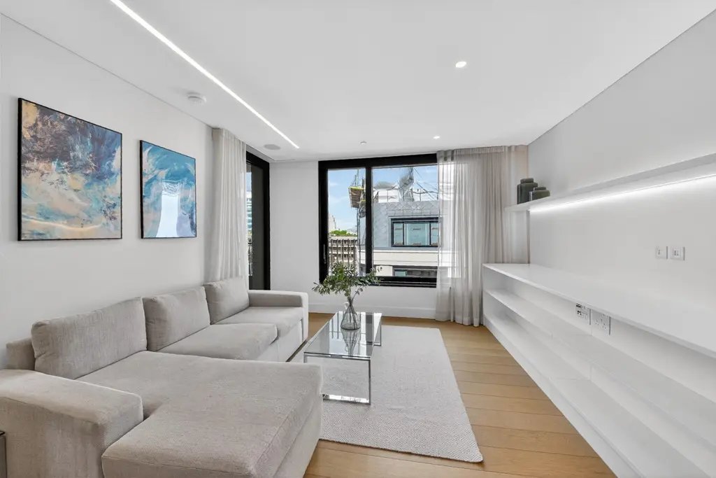 Apartment in Fitzrovia, Camden, England 3 - 18015755