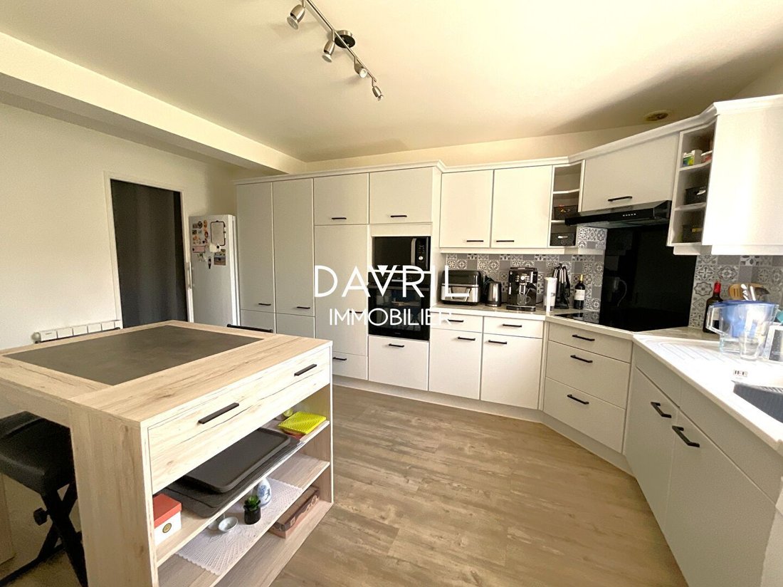 House in Basses Roches, Conflans-Sainte-Honorine, France 4 - 18016563