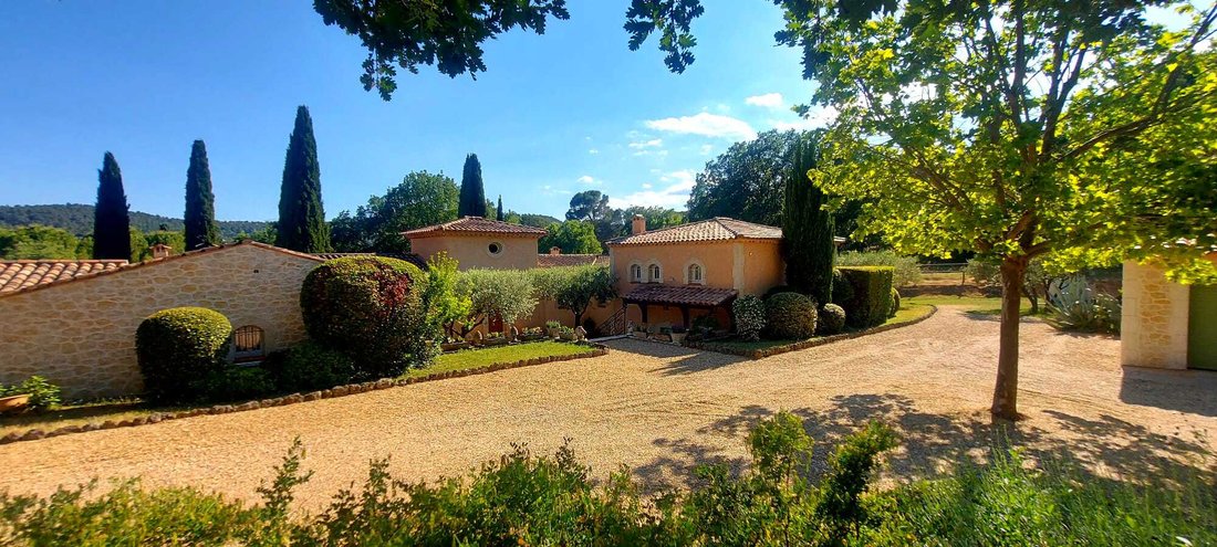 Estate in Salernes, Provence-Alpes-Côte d'Azur, France 5 - 18016389