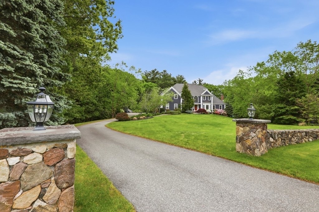 House in North Reading, Massachusetts, United States 3 - 18016596