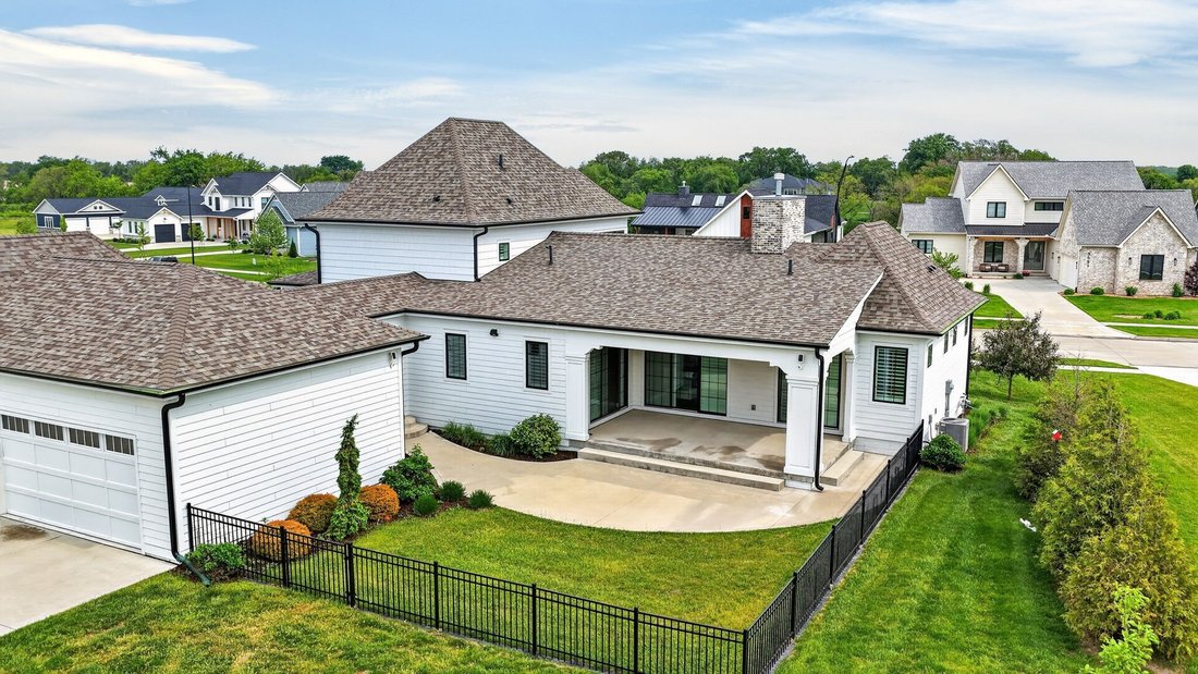 House in Cumming, Iowa, United States 4 - 18017566