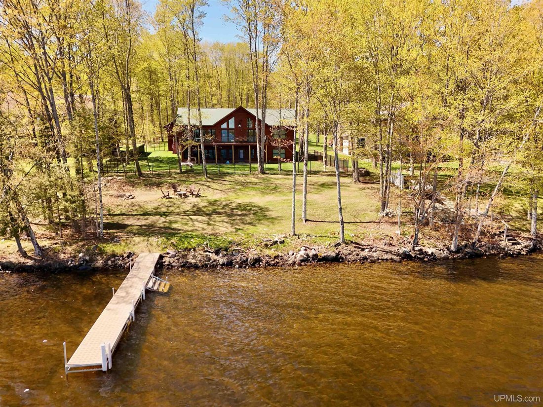 House in Iron River, Michigan, United States 5 - 17496694