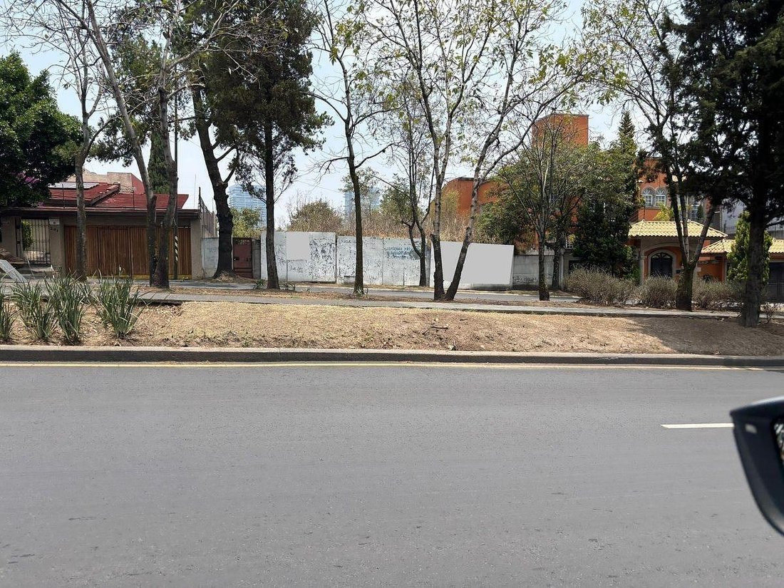 Land in Mexico City, Mexico 3 - 18016838