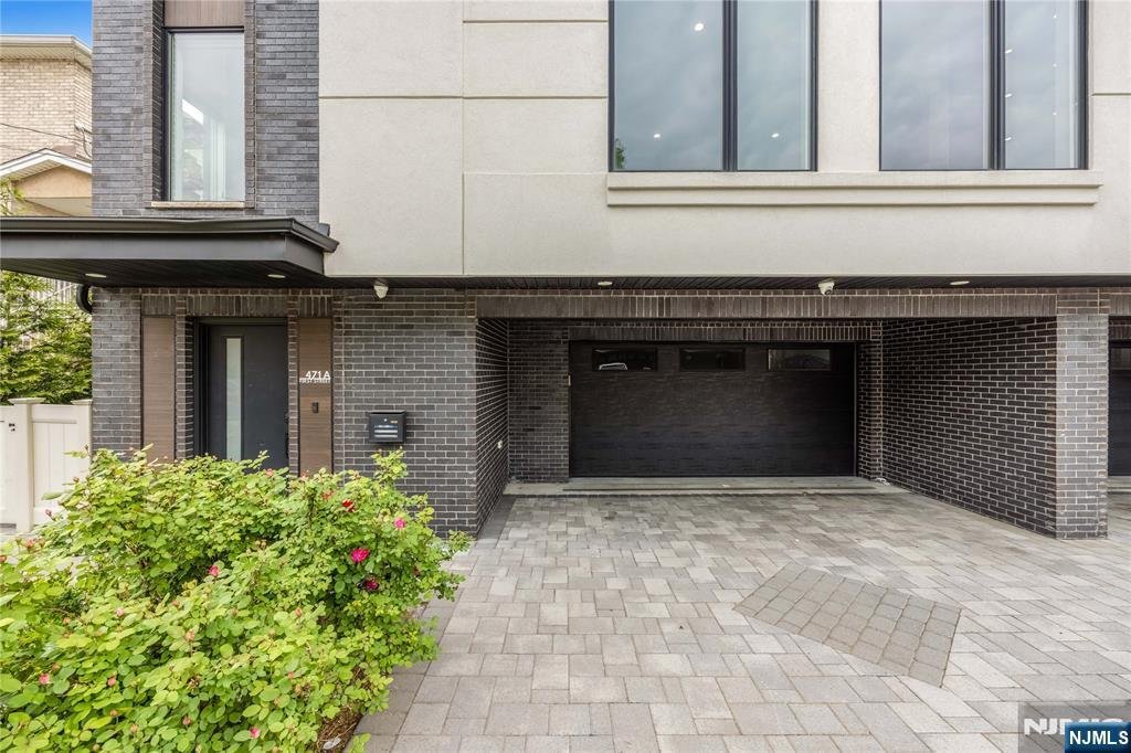 Condo in Palisades Park, New Jersey, United States 2 - 18017796