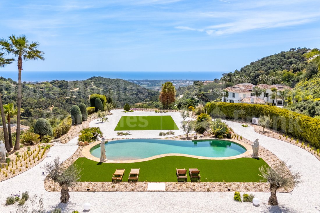 Villa in La Zagaleta, Benahavis, Andalusia 3 - 16657929