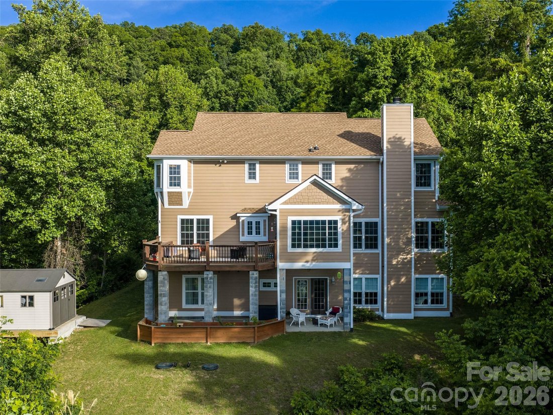 House in Weaverville, North Carolina, United States 2 - 18017536