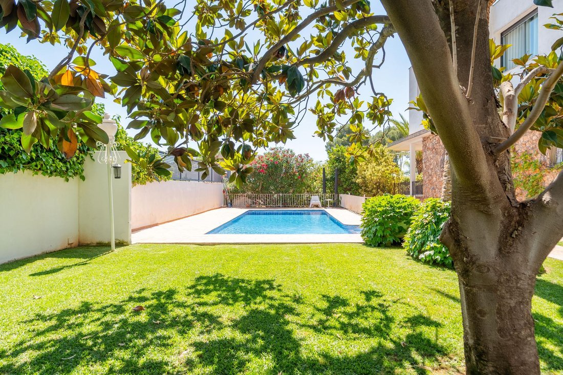 Villa in l'Eliana, Valencian Community, Spain 1 - 18016608