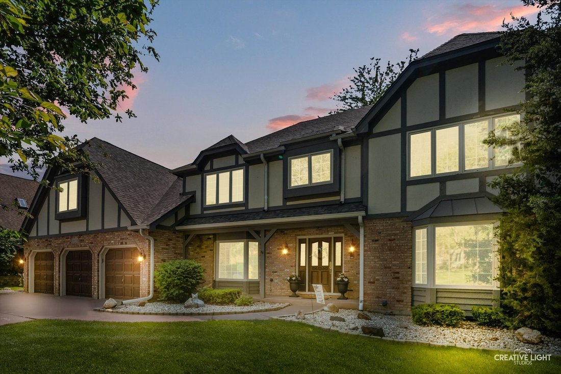 House in St. Charles, Illinois, United States 3 - 18017693