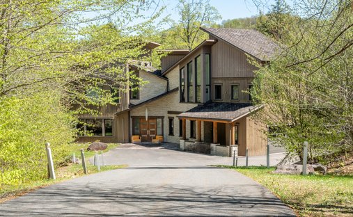 Maison à Mont-Tremblant, Québec, Canada 1