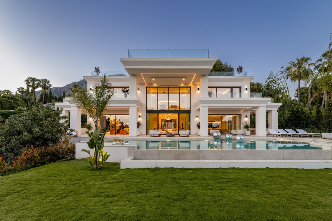 Villa in Sierra Blanca, Marbella, Spain 1 - 17874001