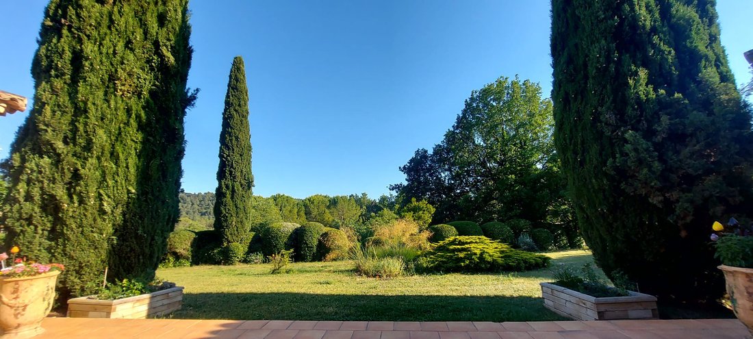 Estate in Salernes, Provence-Alpes-Côte d'Azur, France 3 - 18016389