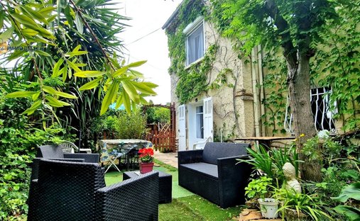 House in La Ciotat, Provence-Alpes-Côte d'Azur, France 1