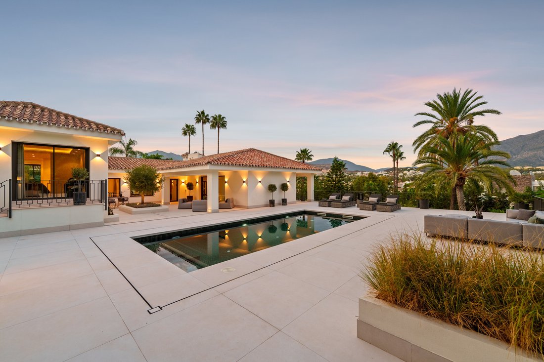 Villa in Nueva Andalucia, Marbella, Spain 1 - 17874017