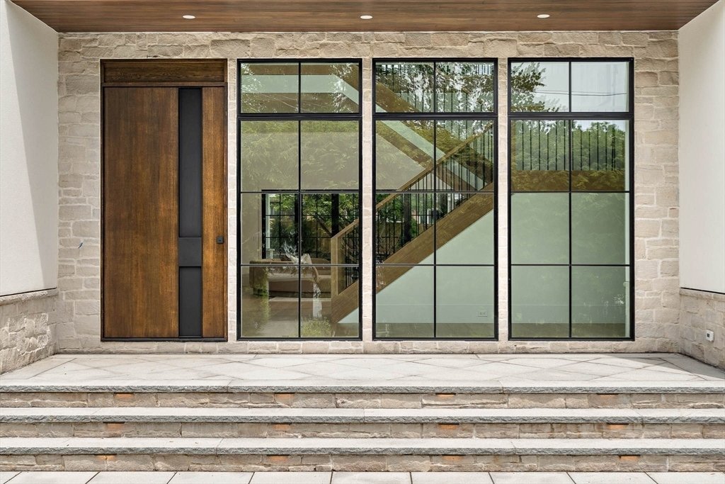 House in Newton, Massachusetts, United States 3 - 18015522