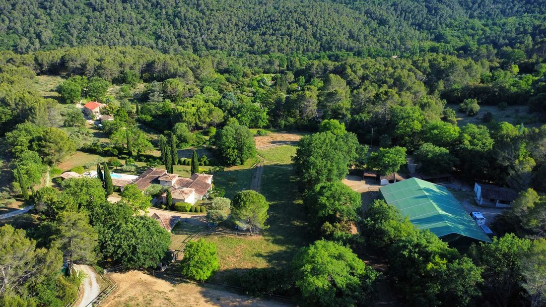 Estate in Salernes, Provence-Alpes-Côte d'Azur, France 4 - 18016389