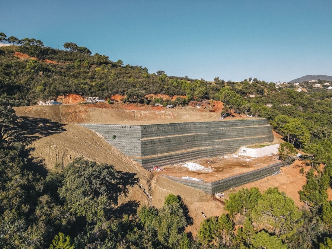 Land in Benahavis, Andalusia, Spain 2 - 12114806