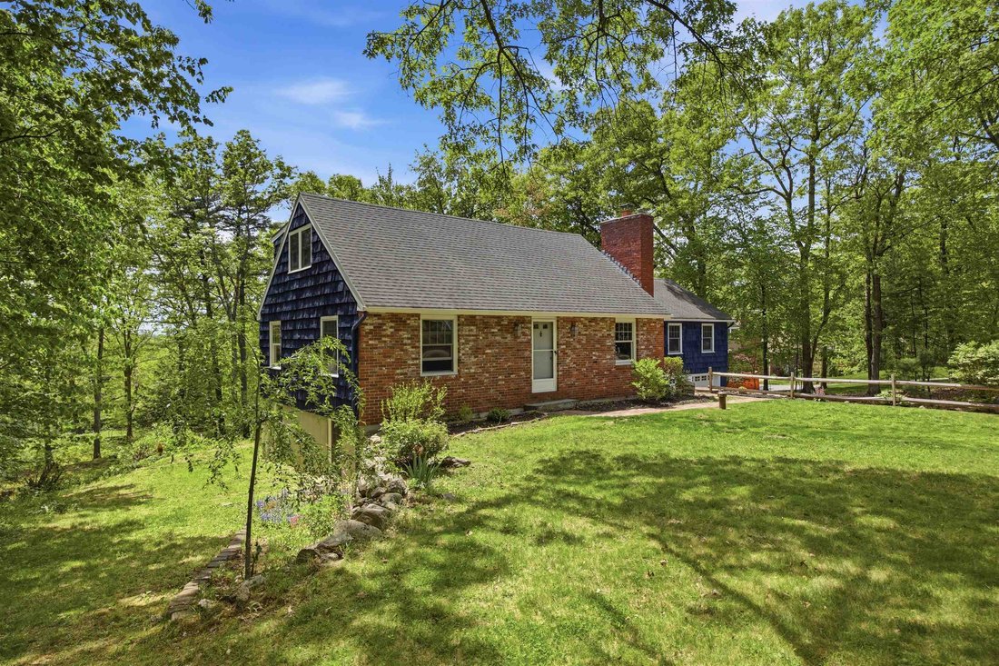 House in Bedford, New Hampshire, United States 3 - 18017822