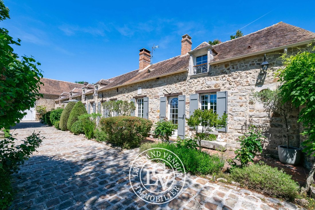 Farm Ranch in Centre Ville Nord Ouest, Fontainebleau, France 3 - 18017067
