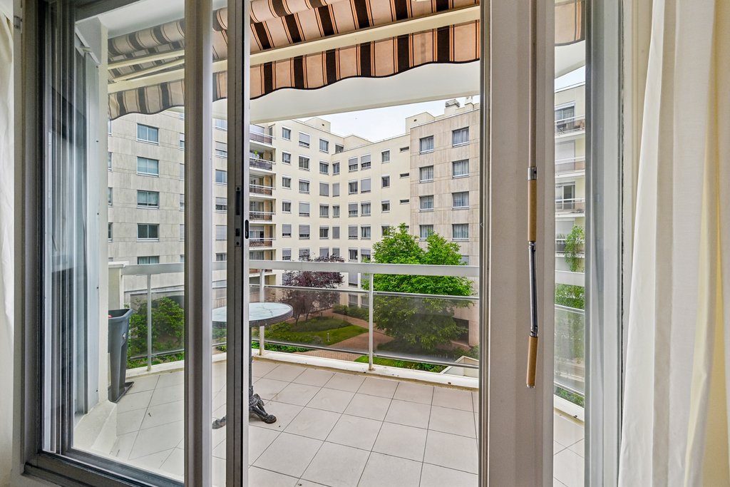 Apartment in Hôtel de Ville, Courbevoie, France 4 - 18016930