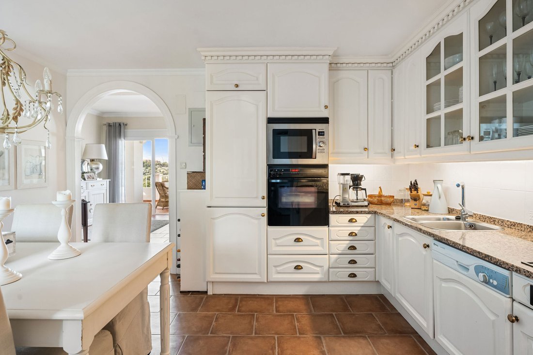 Townhouse in Nueva Andalucia, Marbella, Spain 5 - 15303272