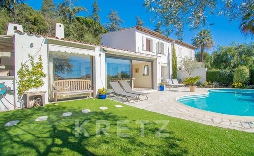 House in Vaug, Villeneuve-Loubet, France 1
