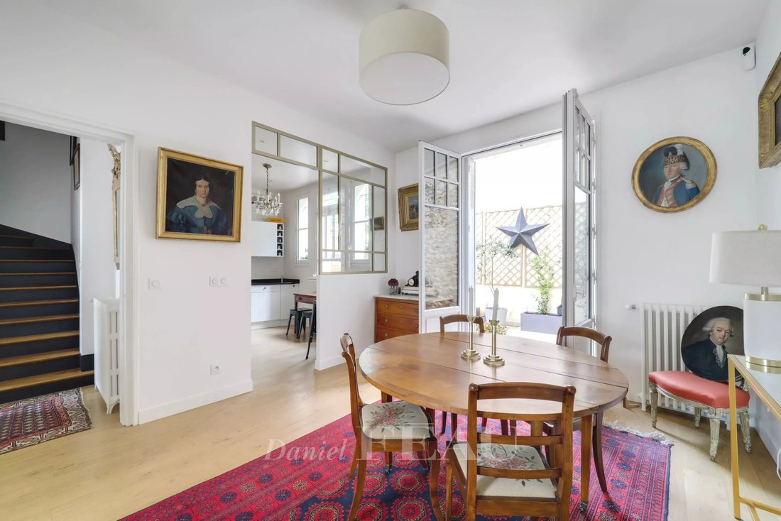 House in Notre Dame, Versailles, France 3 - 18016853