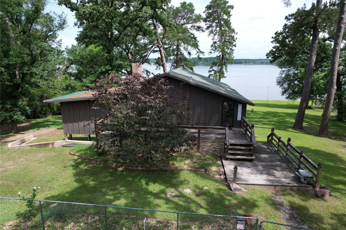 House in Crockett, Texas, United States 1 - 17221317