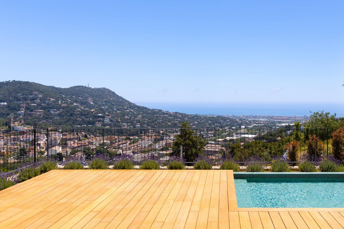 Villa in Cabrils, Catalonia, Spain 5 - 18016605