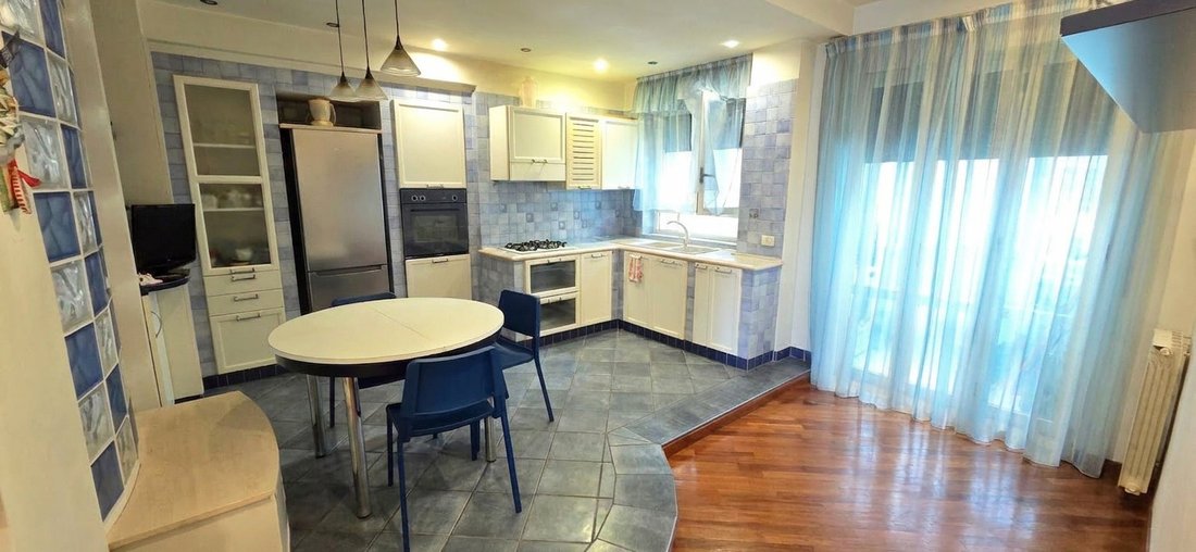 Apartment in Vomero, Naples, Campania 5 - 18015765