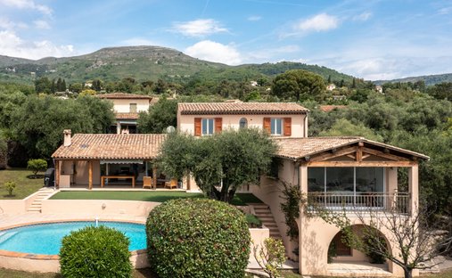 Villa in Tourrettes-sur-Loup, Provence-Alpes-Côte d'Azur, France 1