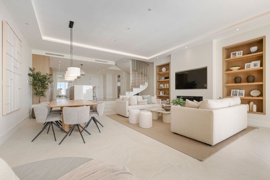 Townhouse in La Quinta, Benahavis, Andalusia 4 - 15736460