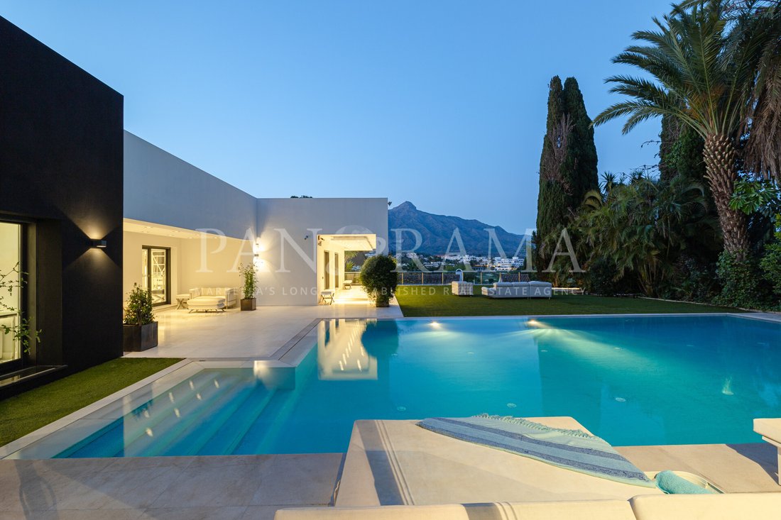 Villa in Nueva Andalucia, Marbella, Spain 1 - 14469305