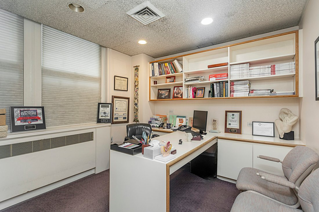 Co Op in New York, New York, United States 4 - 18010200