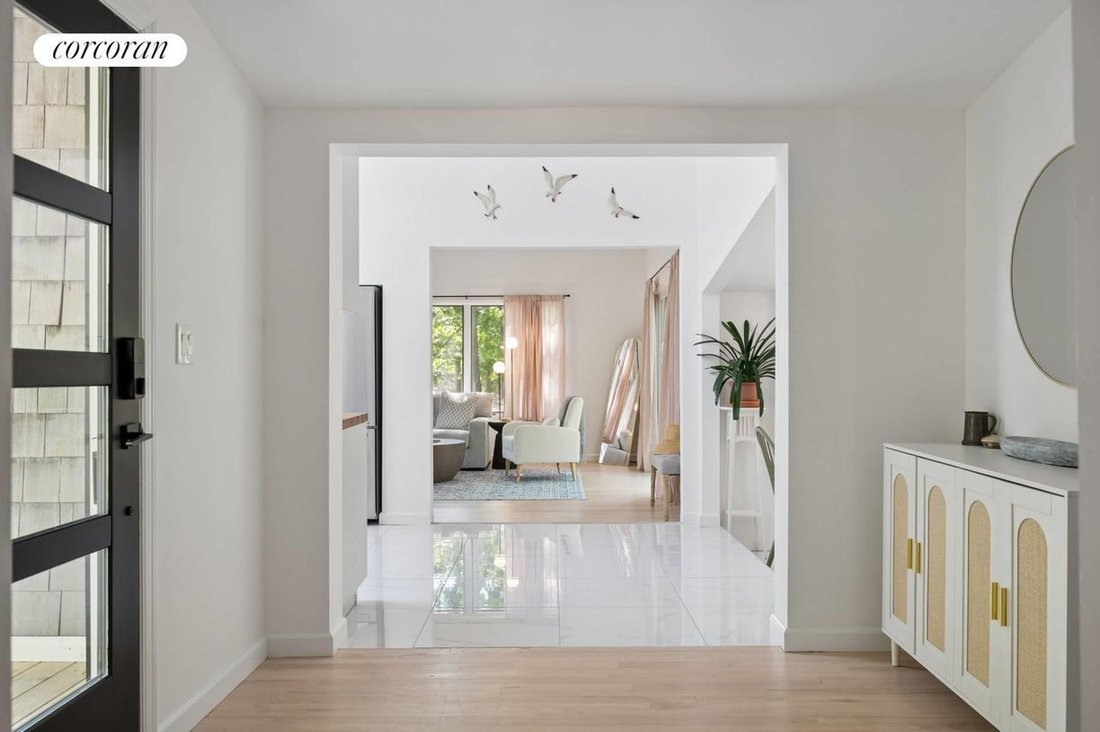 House in Sag Harbor, New York, United States 2 - 18016898