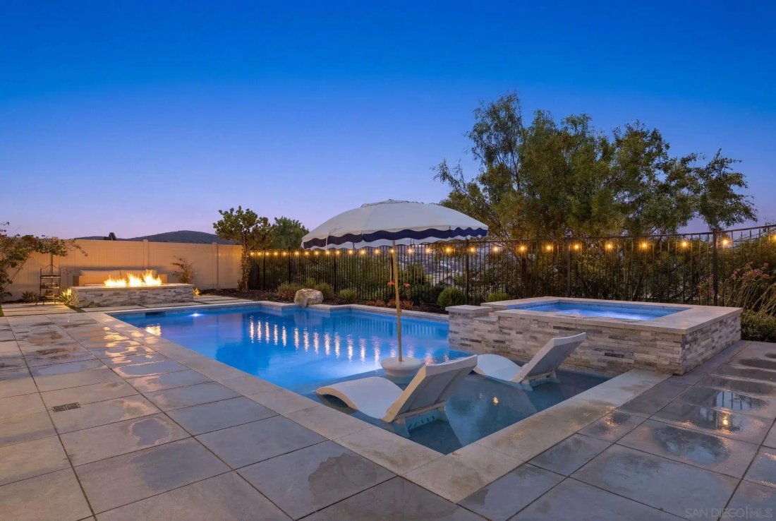 House in Santee, California, United States 4 - 18017105