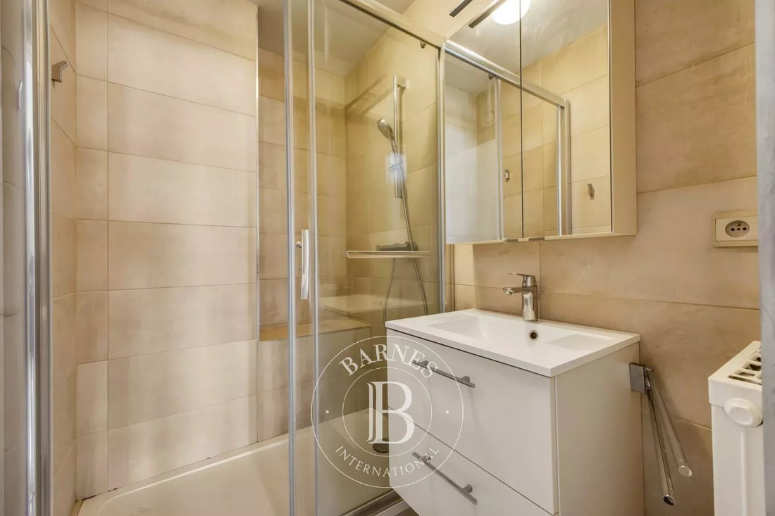 Apartment in Saint Giniez, 8e Arrondissement, Marseille 5 - 18017200