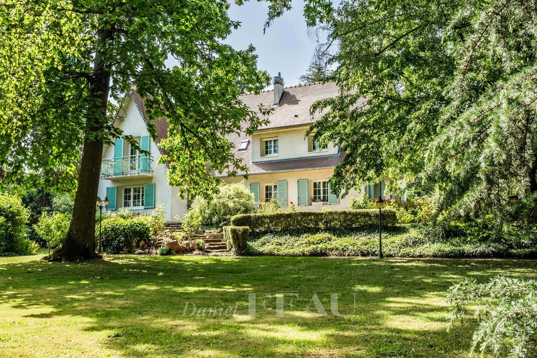 House in Jouars-Pontchartrain, Ile-de-France, France 1 - 18016856