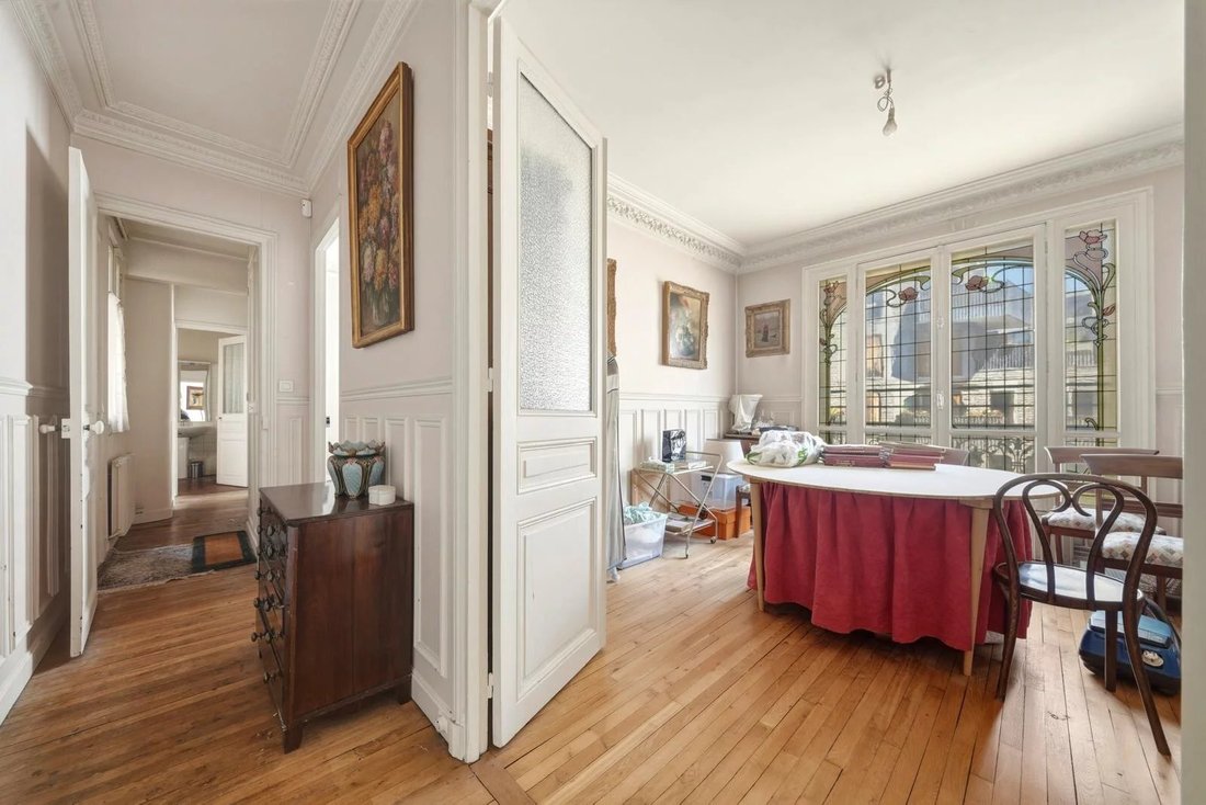 Apartment in Pereire-Malesherbes, Paris 17e Arrondissement, Paris 4 - 18017222