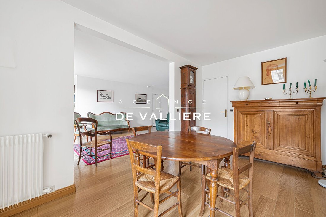 Apartment in Invalides, Paris 7e Arrondissement, Paris 4 - 18016496