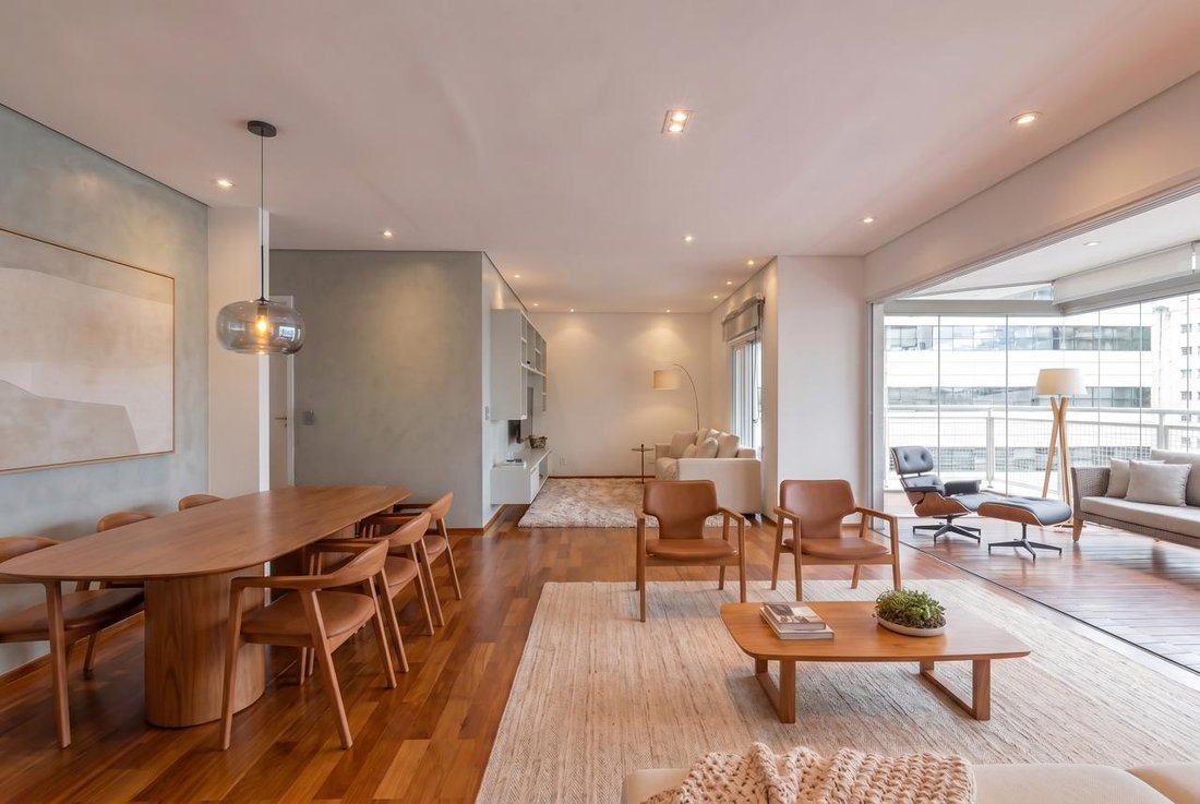 Apartment in Itaim Bibi, State of São Paulo, Brazil 1 - 18018144