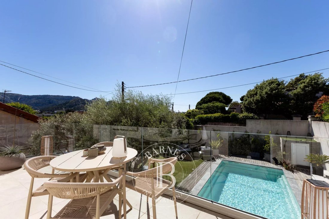 House in Mazargues, Marseille, Provence-Alpes-Côte d'Azur 2 - 18017201