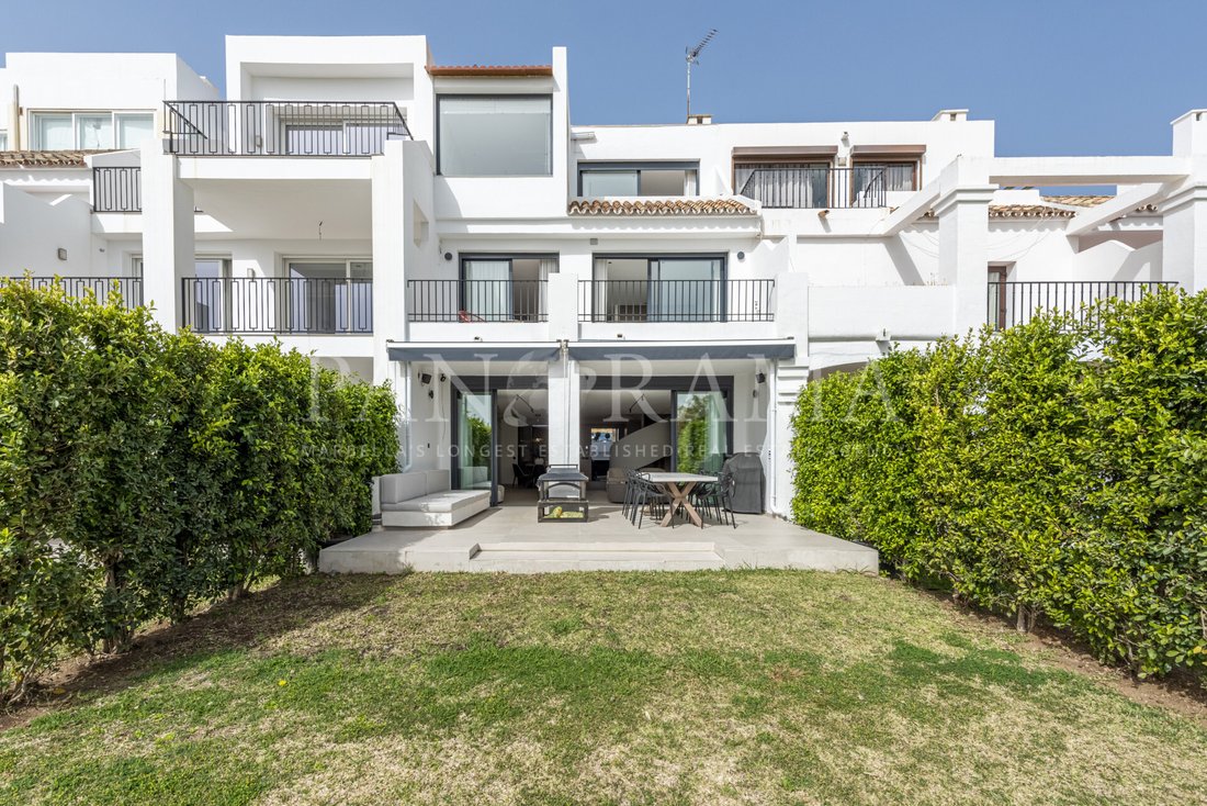 Townhouse in La Quinta, Benahavis, Andalusia 2 - 15262659