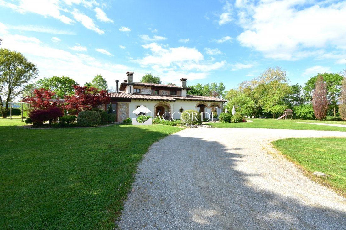 Villa in Moriago della Battaglia, Veneto, Italy 3 - 18015991
