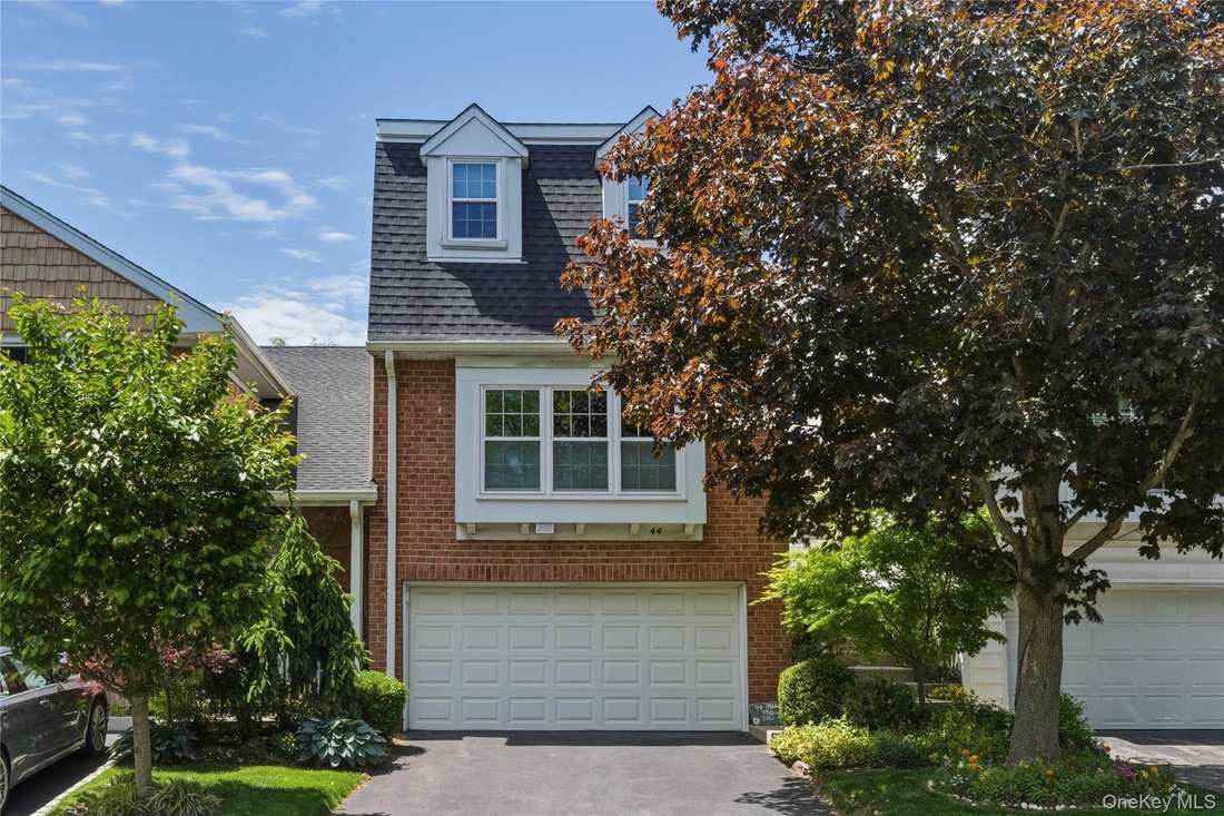 Condo in Syosset, New York, United States 1 - 18015430