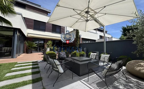 House in Carouge, Genève, Switzerland 1