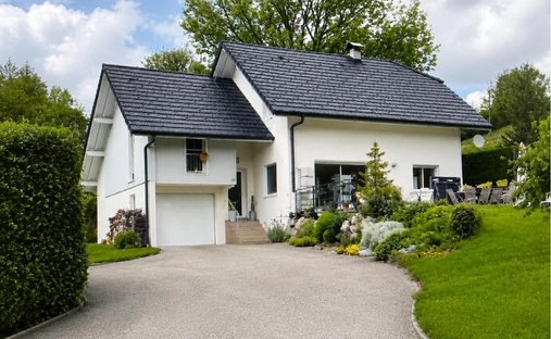 House in Bellecombe-en-Bauges, Auvergne-Rhône-Alpes, France 1